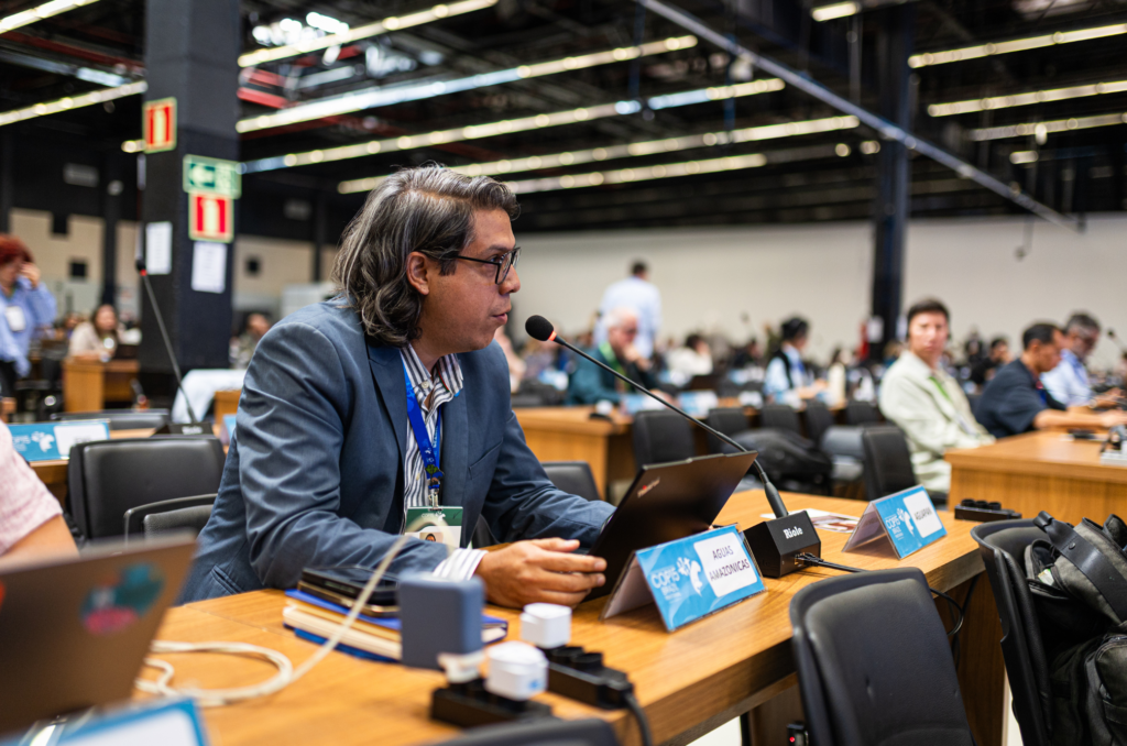 Conservando la Cuenca Amazónica Aguas Amazonicas