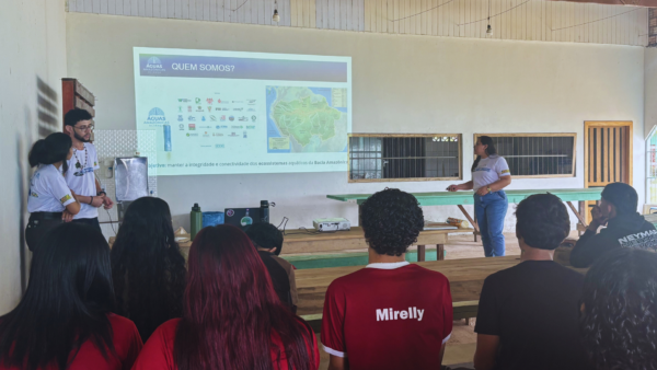 HOME-PORTUGUÊS 4 Conservando la Cuenca Amazónica Aguas Amazonicas