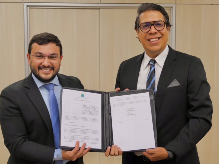 Aliança Águas Amazônicas e Ministério da Pesca e Aquicultura do Brasil assinam memorando para fortalecer a geração de dados e o monitoramento da pesca